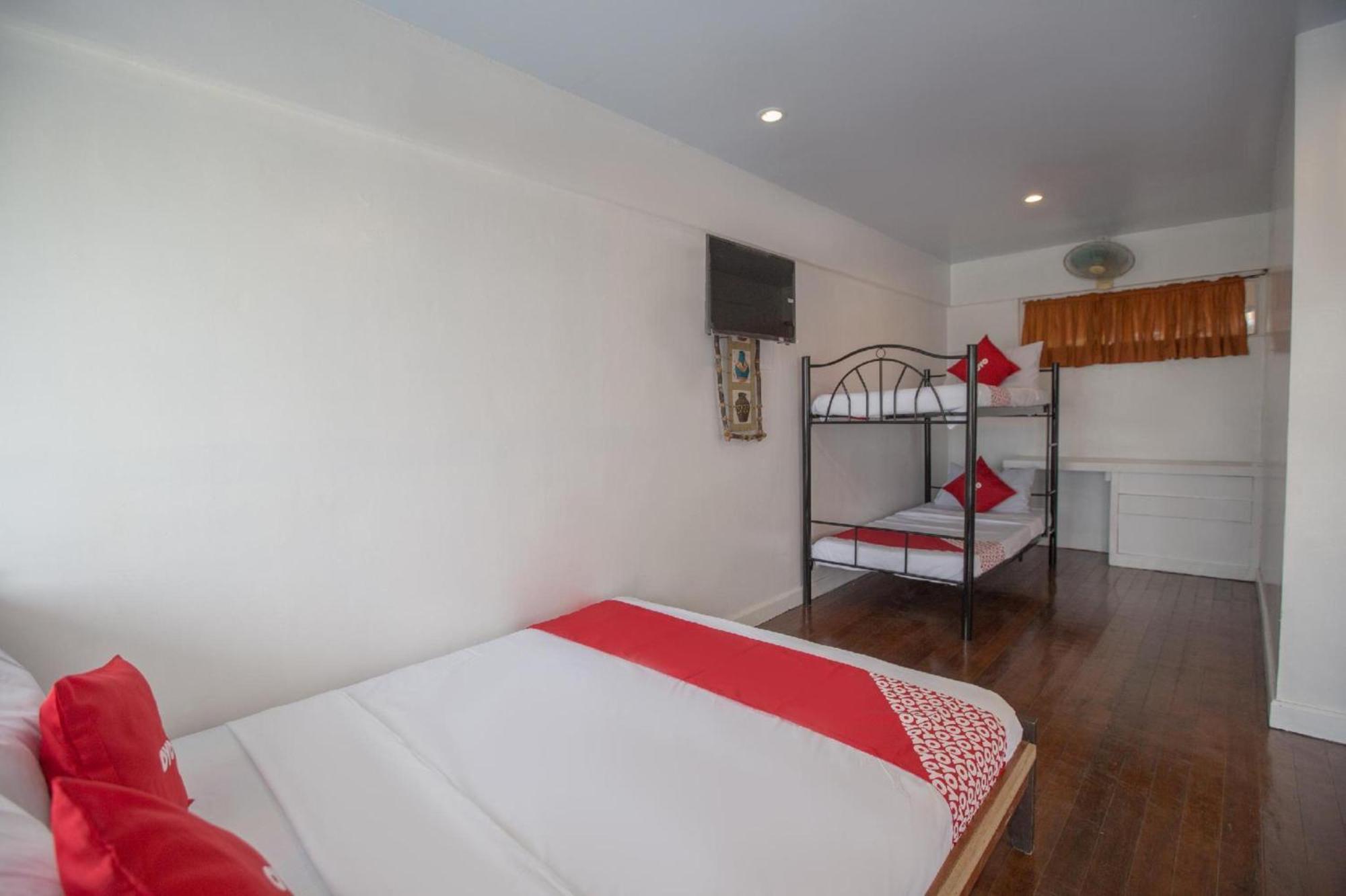 Oyo 588 Sunrock Resort Антиполо Екстериор снимка