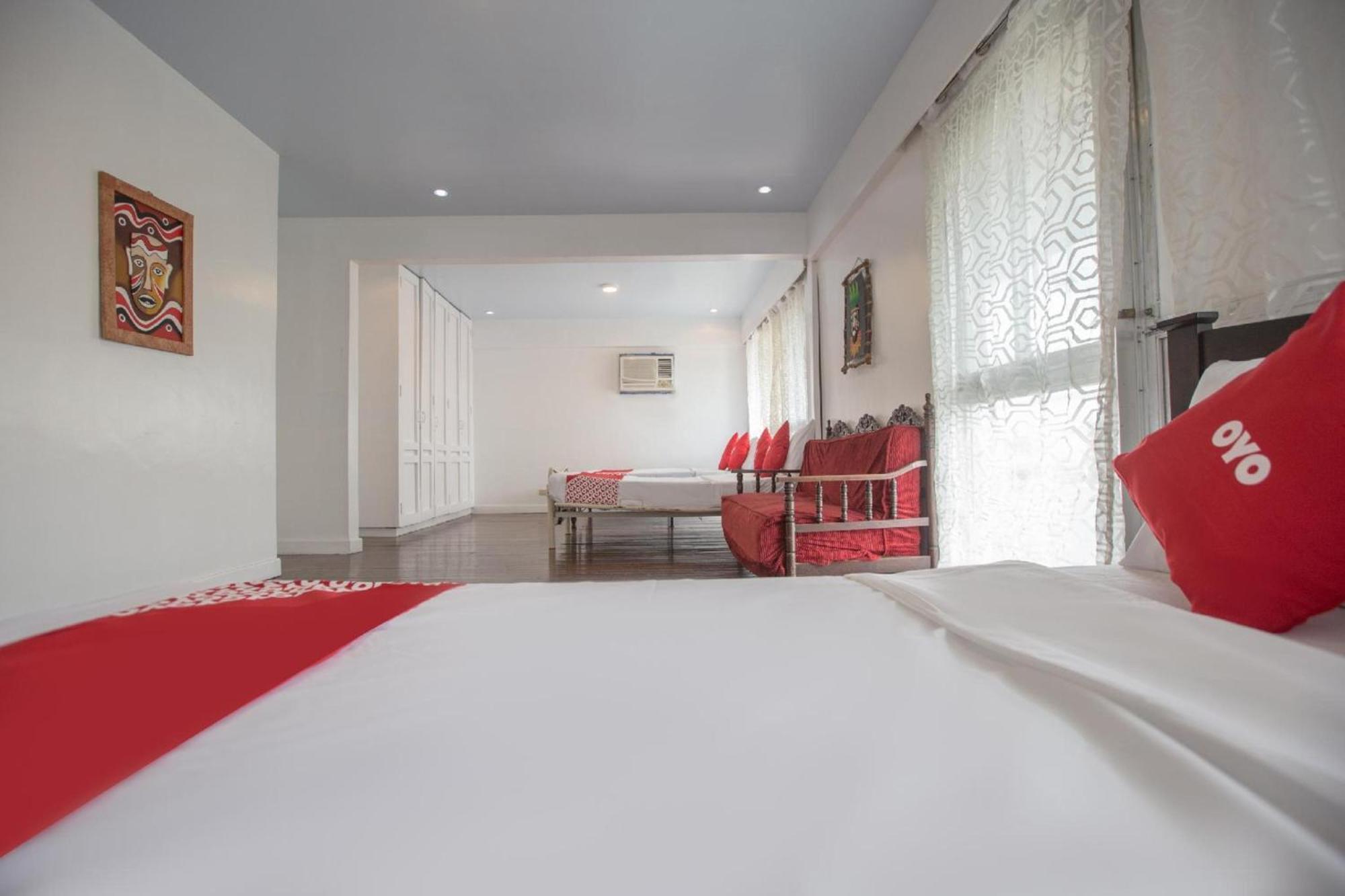 Oyo 588 Sunrock Resort Антиполо Екстериор снимка