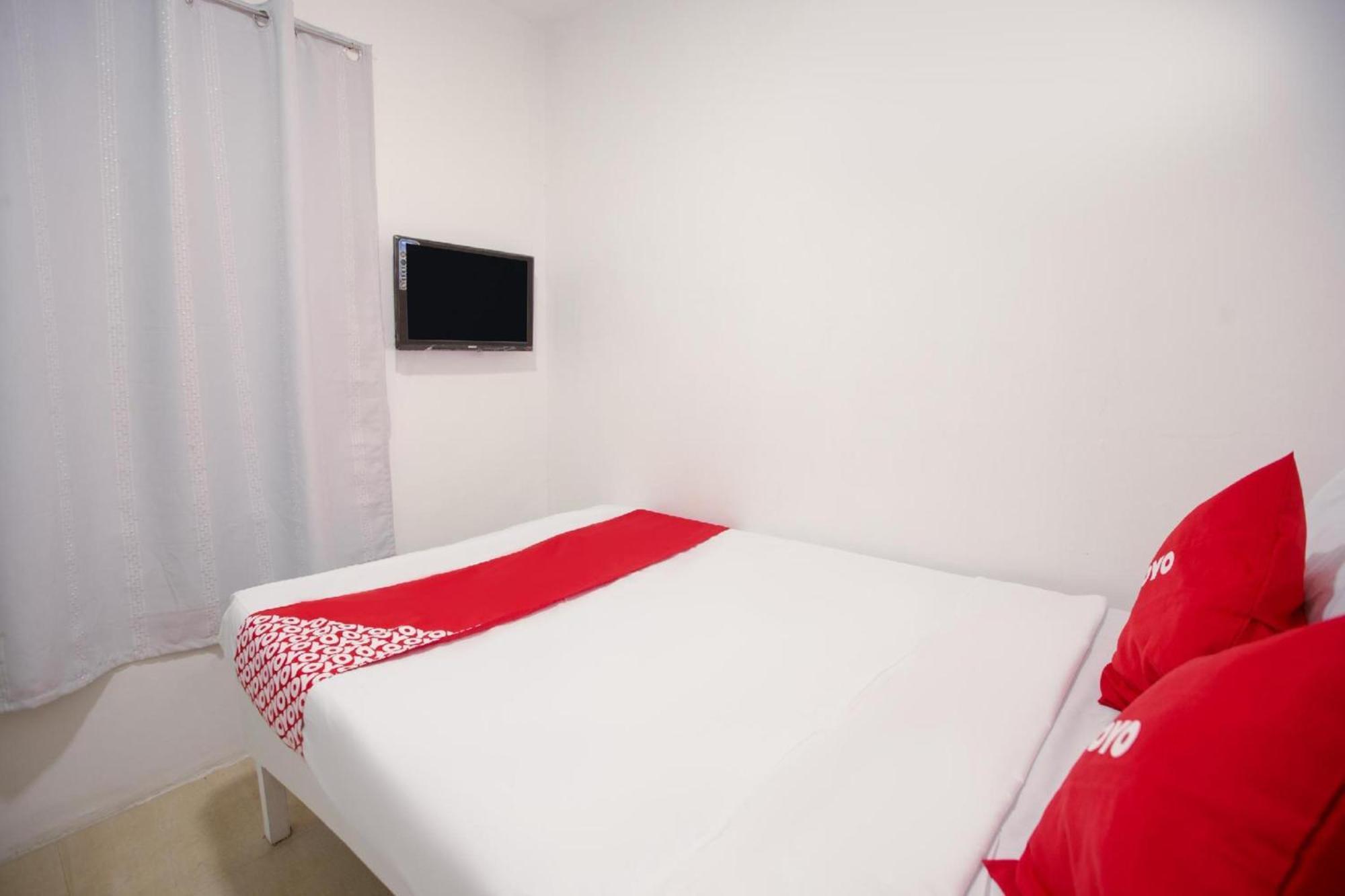 Oyo 588 Sunrock Resort Антиполо Екстериор снимка