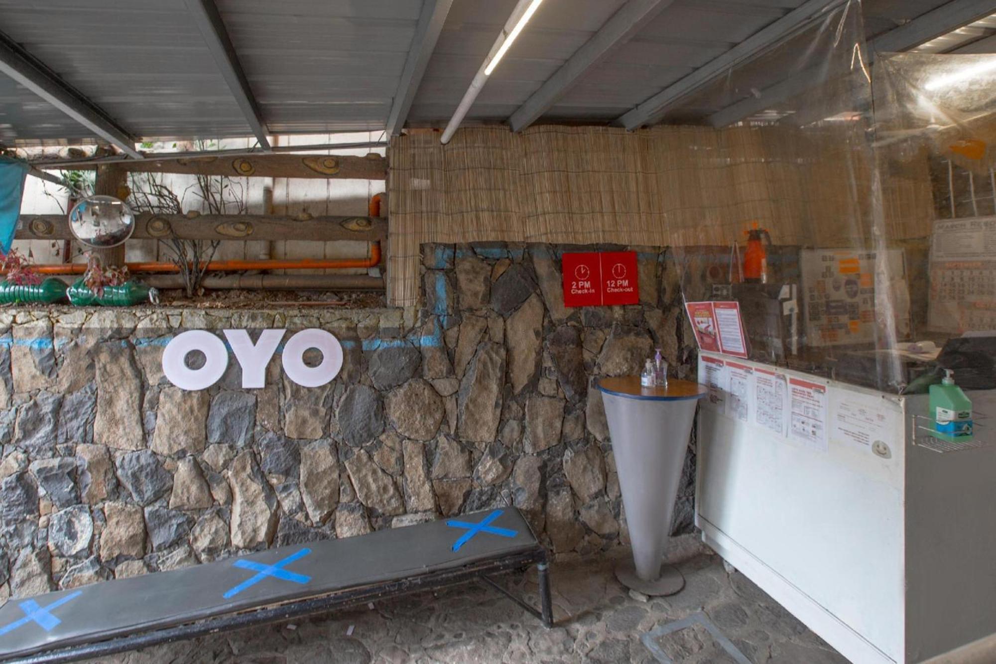 Oyo 588 Sunrock Resort Антиполо Екстериор снимка
