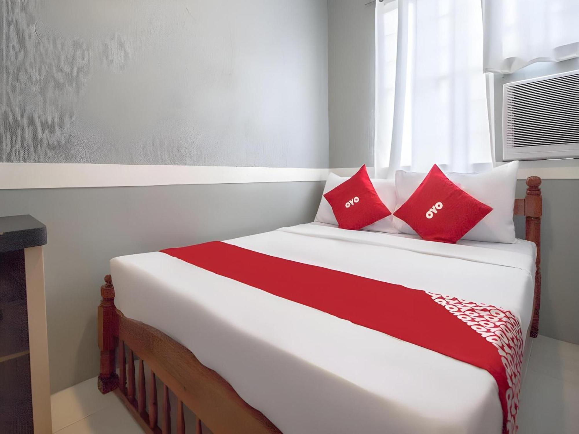 Oyo 588 Sunrock Resort Антиполо Екстериор снимка