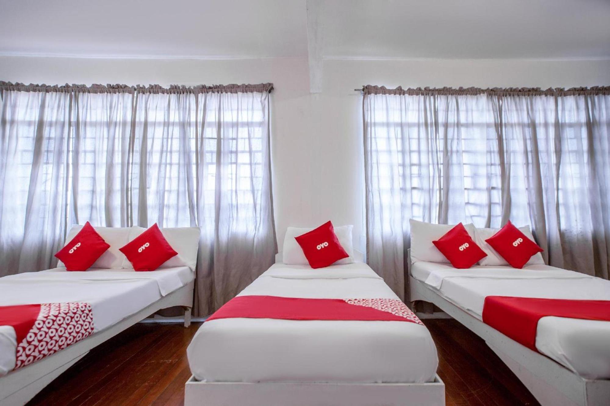Oyo 588 Sunrock Resort Антиполо Екстериор снимка