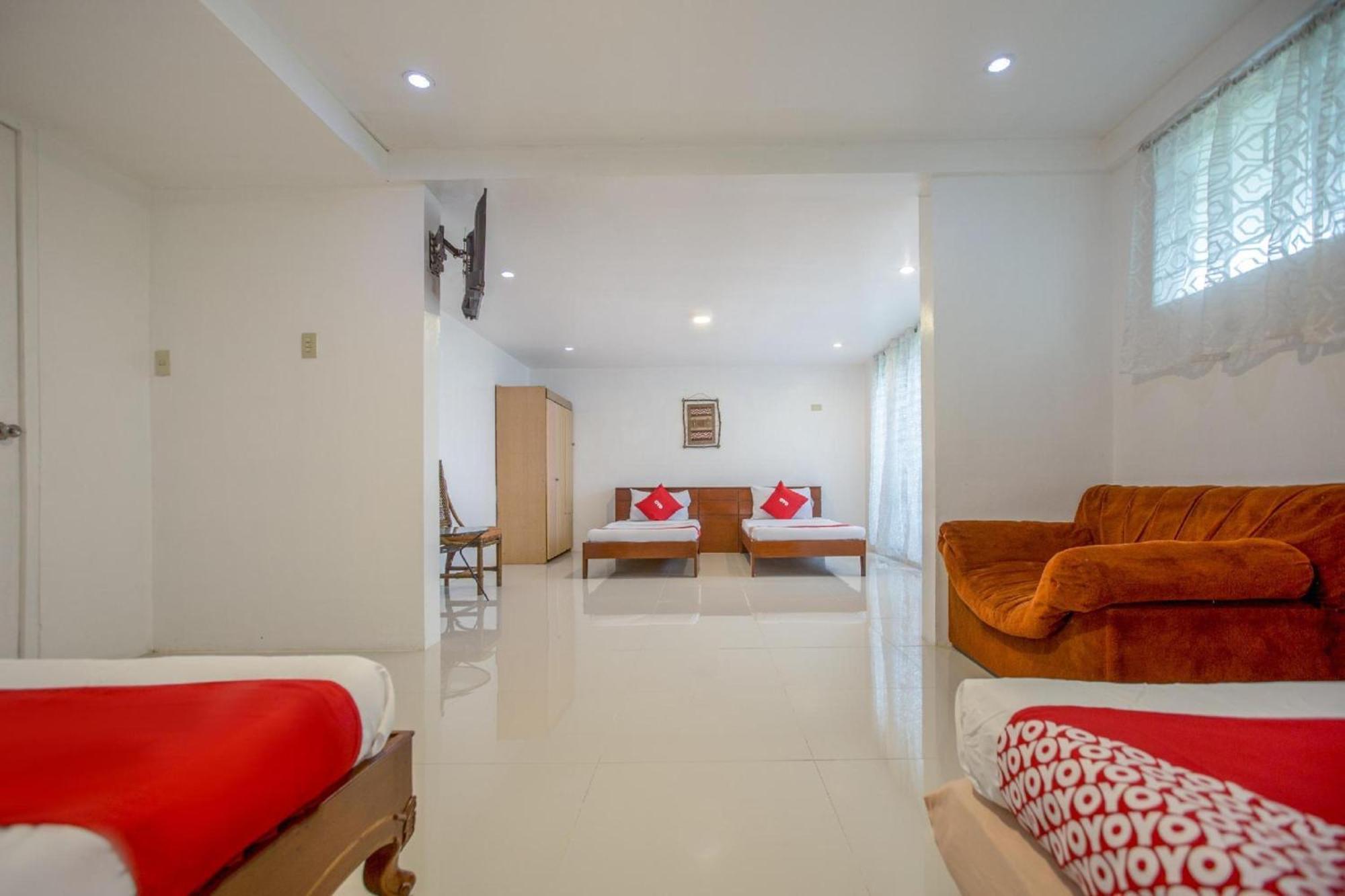 Oyo 588 Sunrock Resort Антиполо Екстериор снимка