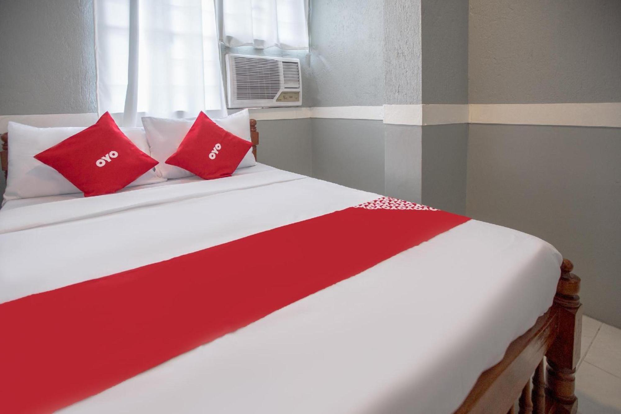 Oyo 588 Sunrock Resort Антиполо Екстериор снимка